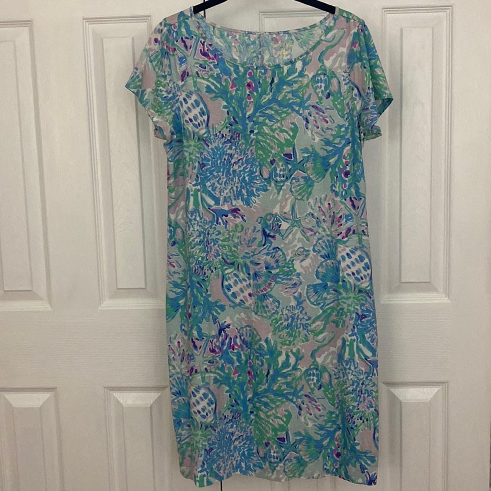 Lilly Pulitzer cotton shift dress in shell print size M